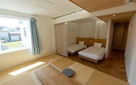Square 8 Hakuba Retreat By Unplan